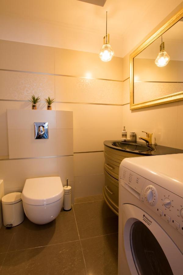 Poseidon Luxury Apartment Фойникион Экстерьер фото